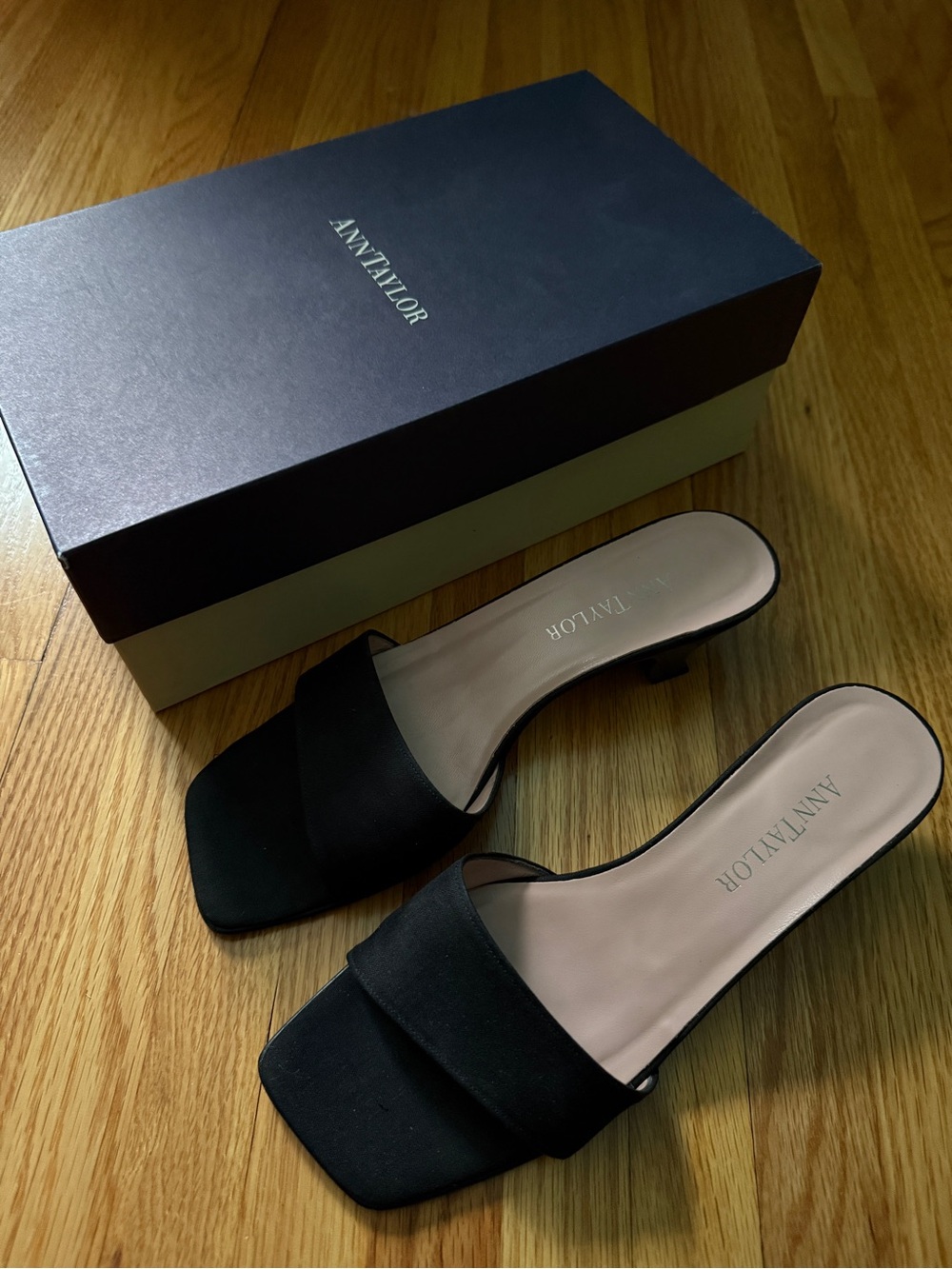 Ann Taylor Black Open Backed Heels EUC size 7.5